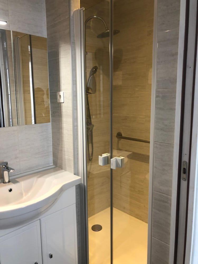 Hotel Clauzel Париж Екстериор снимка