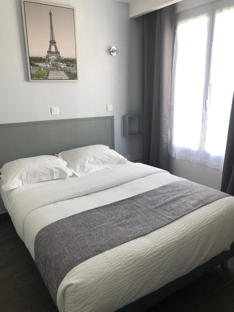Hotel Clauzel Париж Екстериор снимка